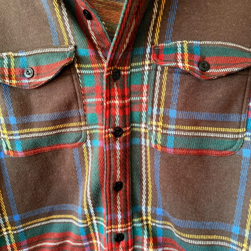 J. Crew Mens M Brown Plaid Knit Button Down Shirt Flannel Gorpcore Hiking outdoo